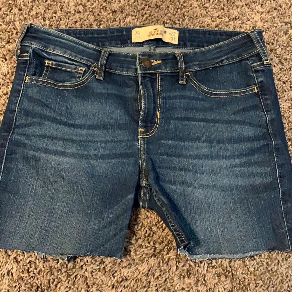 Juniors Jean shorts from hollister.  Size 28